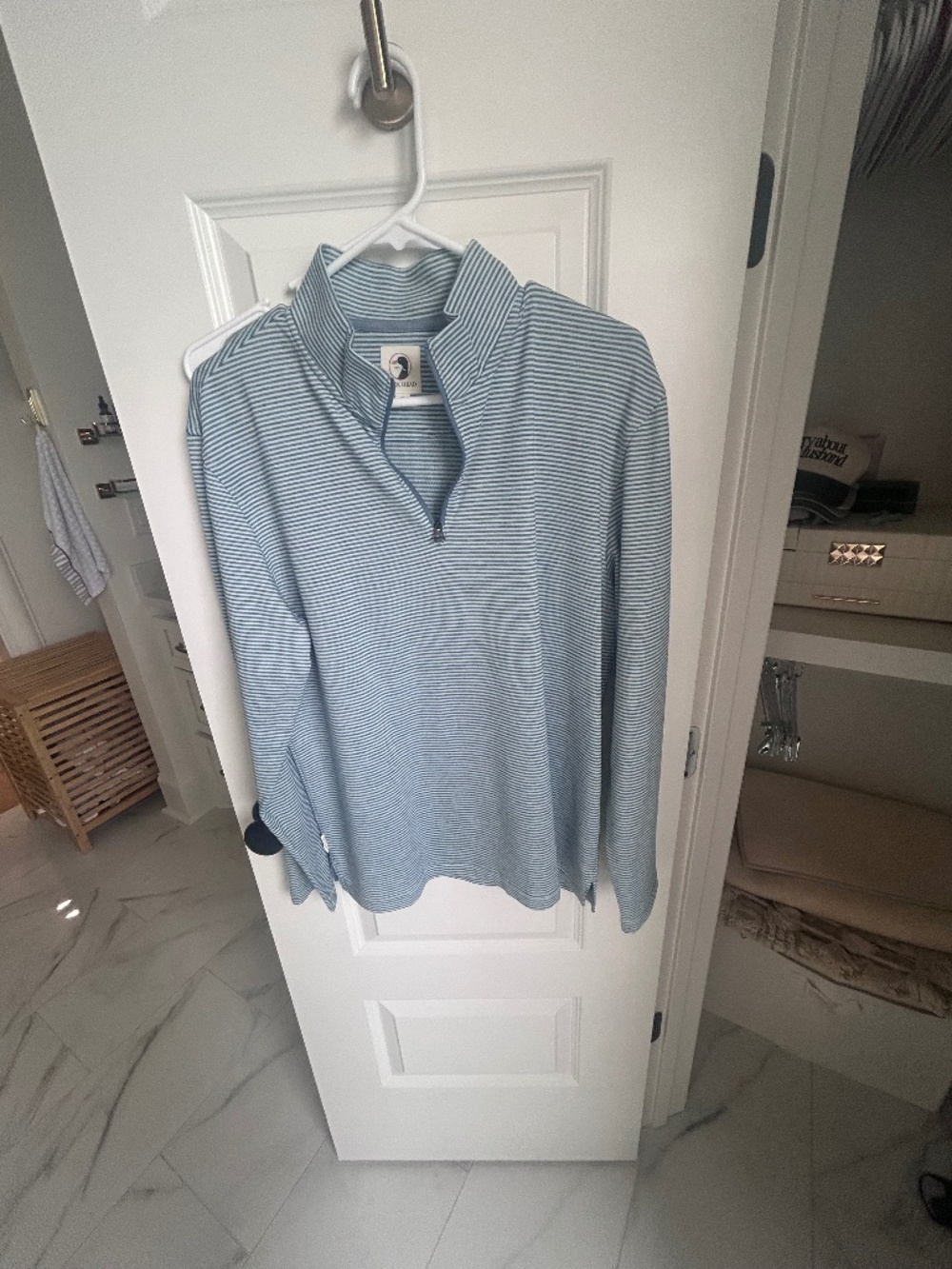 Duck Head Performance Hoodie- Size M